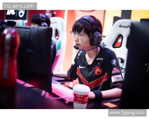 王者荣耀FPX边路渗透策略分析及其成效探讨实时新闻